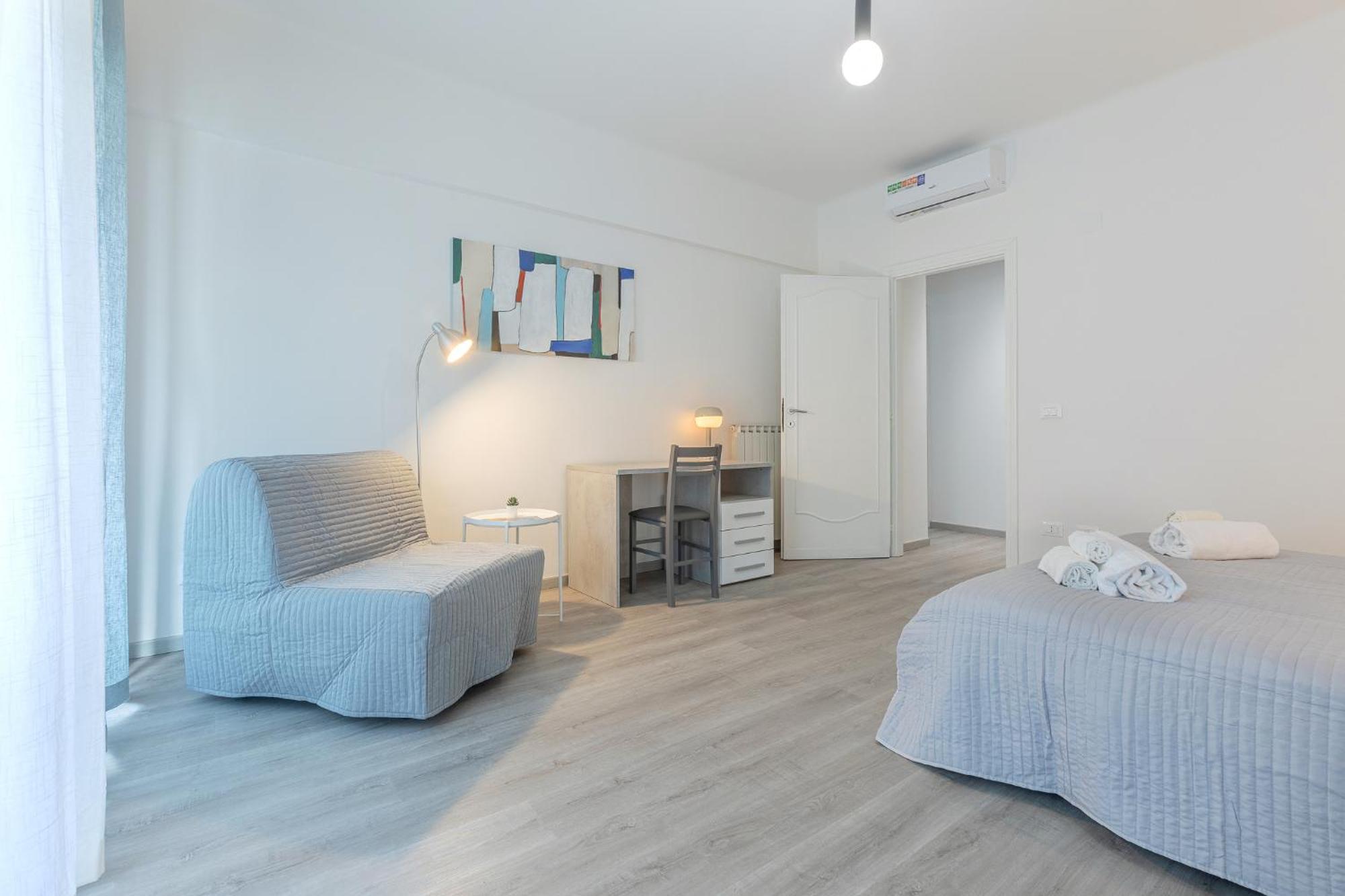 Matinum Central & Spacious Apartment Болонья Екстер'єр фото