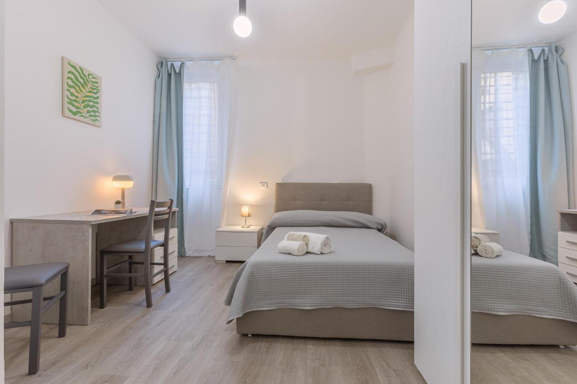 Matinum Central & Spacious Apartment Болонья Екстер'єр фото