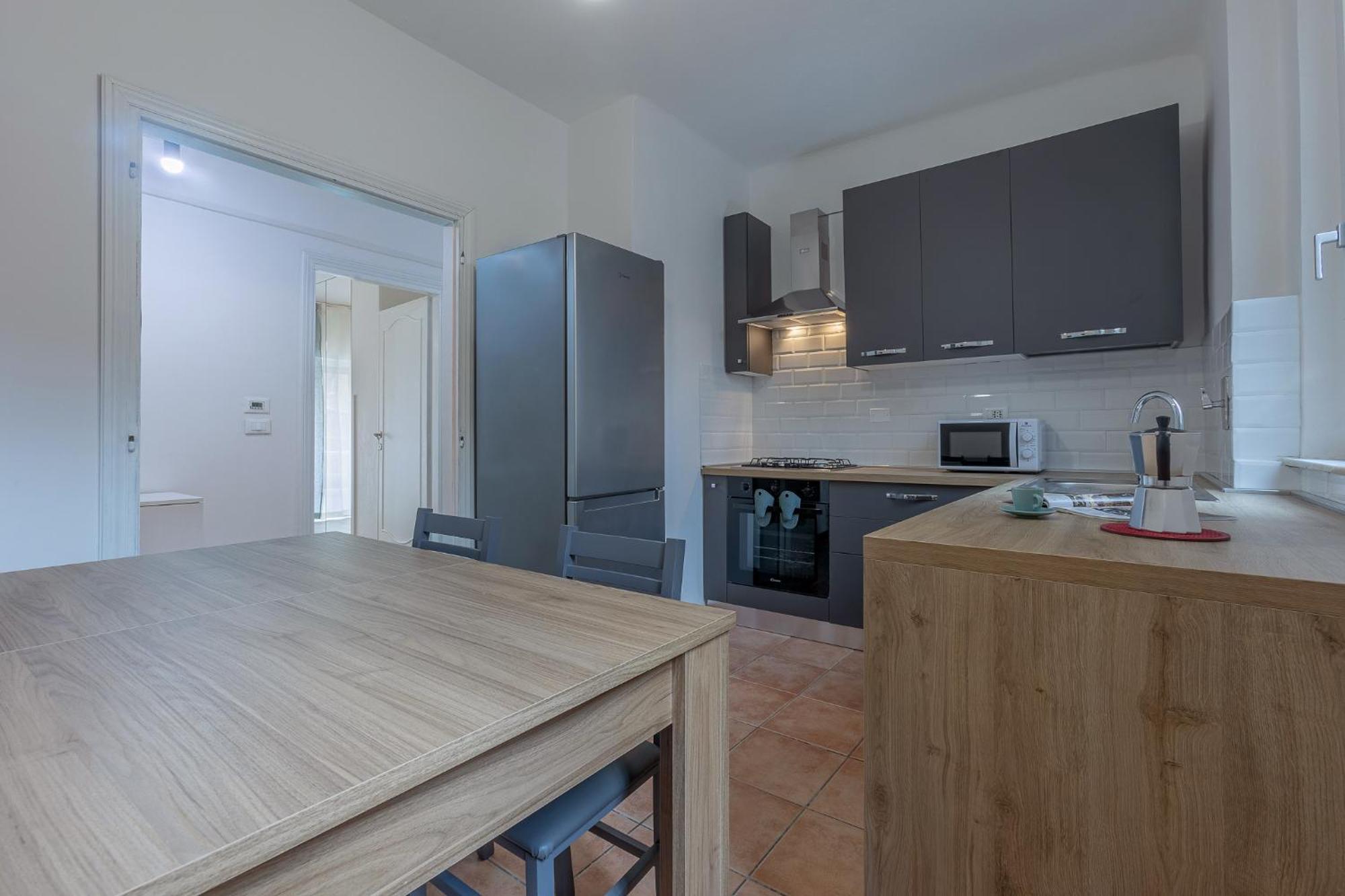 Matinum Central & Spacious Apartment Болонья Екстер'єр фото